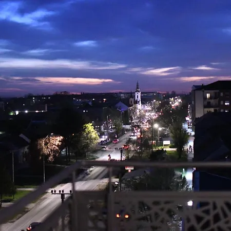 Loft 43 סטארה פאזובה